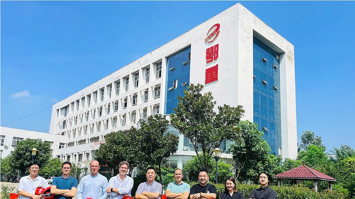 GRI-the world's leading brand in the wind tower manufacturing industry visits and inspects EZHONG